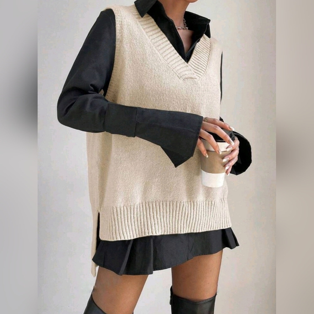 New Chic Oversized Knit Sweater Vest Top Sleeveless Beige Tan